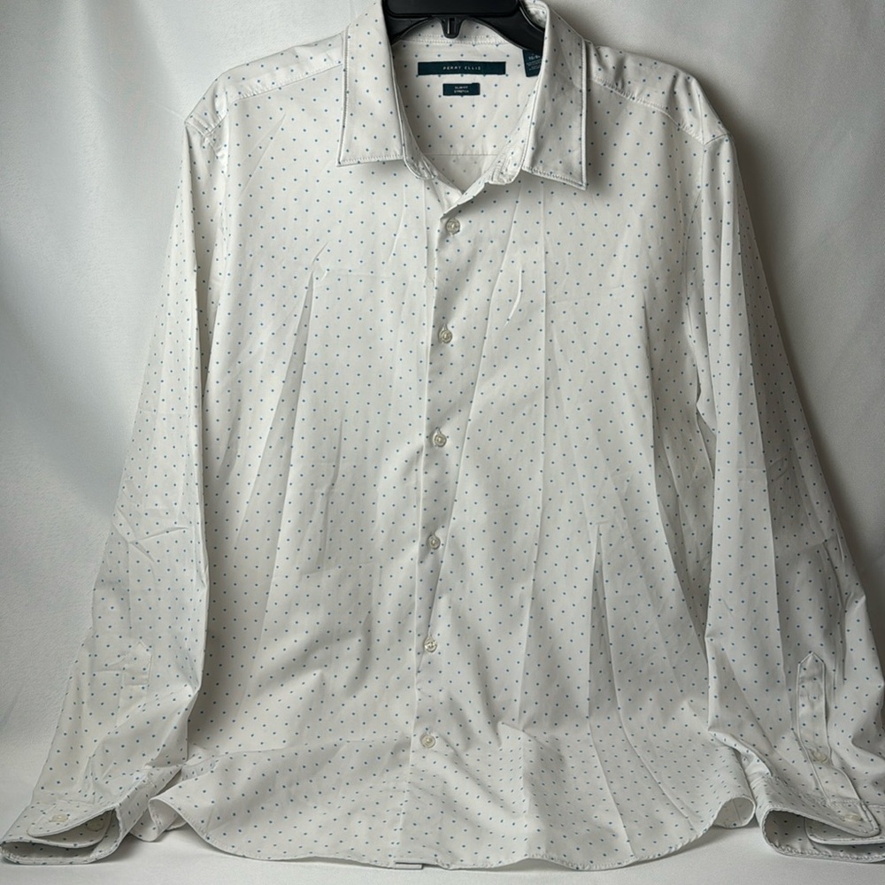 Perry Ellis white with blue pattern XL stretch dress shirt
